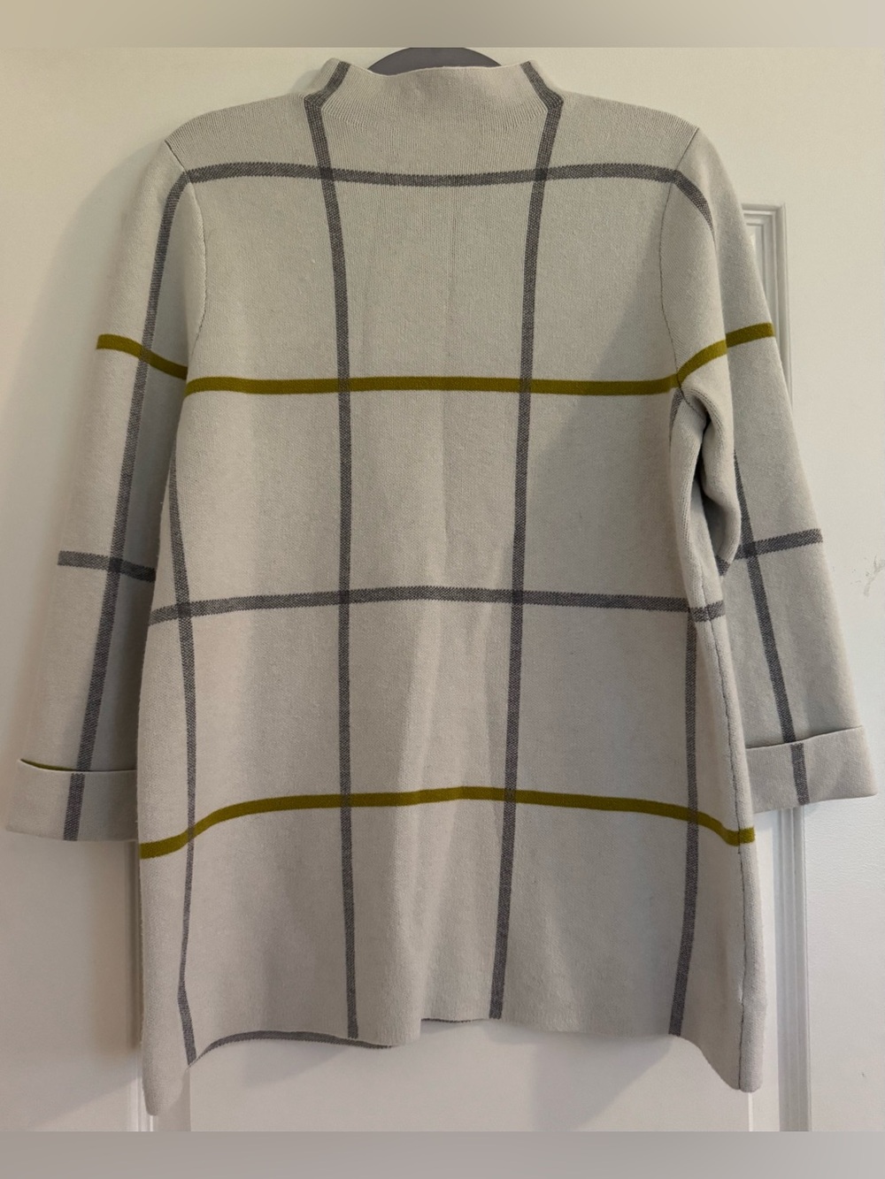 Tahari Windowpane Plaid Mock Neck Longline Sweater Ivory Gray Green M